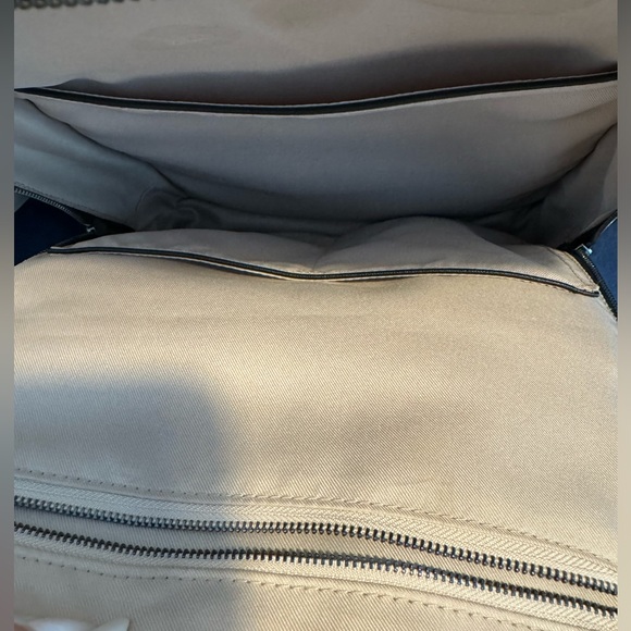 Black backpack | computer bag main image 9